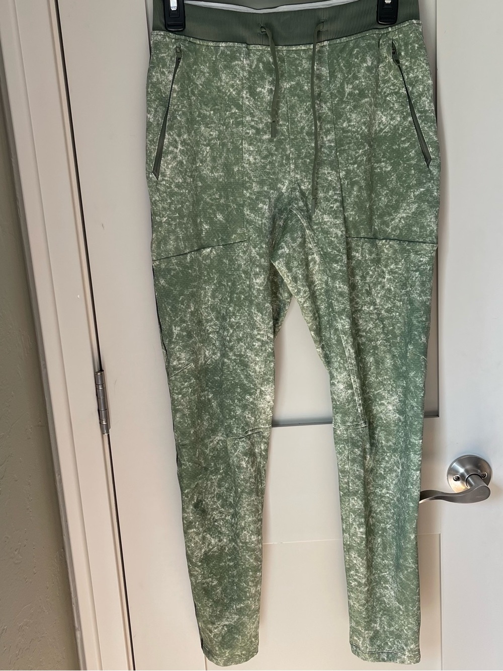 Lululemon Textured Tech Pant Denim Wash Green Twill Multi Jogger Pant M5AEJS SM